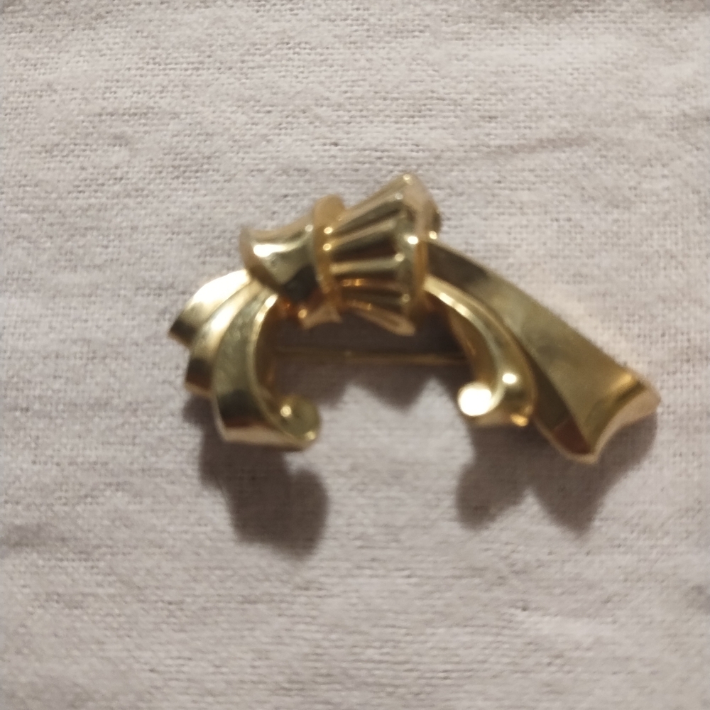 Rare Walter Lampl Gold Filled Ribbon Brooch